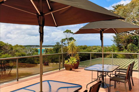 Eugenie's Luxury Accommodation - Accommodation Sydney 6