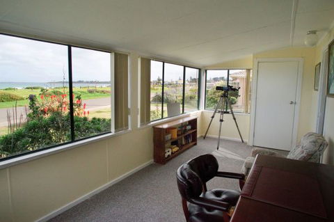 Beach Point - Accommodation Sydney 3