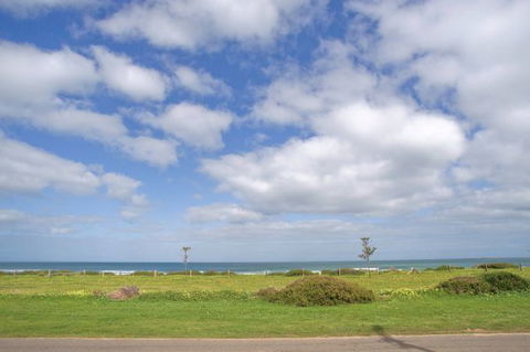 Beach Point - Accommodation Sydney 8