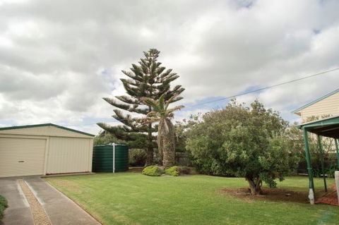Beach Point - Accommodation Sydney 9