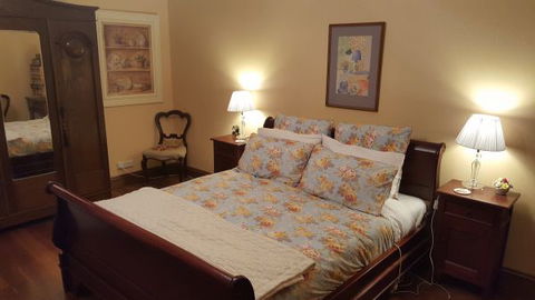 Cascades Manor - Sydney 4u 8
