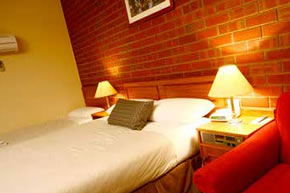 Best Western Burke And Wills Motor Inn - Sydney 4u 0