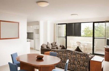 Pacific International Apts Bankstown - Sydney 4u 4