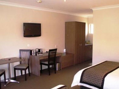 Parkes Int Motor Inn - Sydney 4u 3