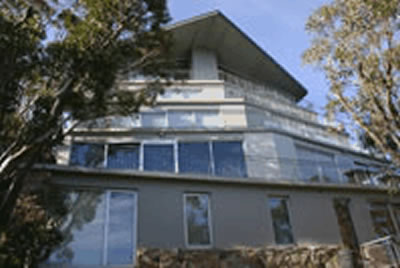 Alpine Holiday Rentals - Sydney Resort 3