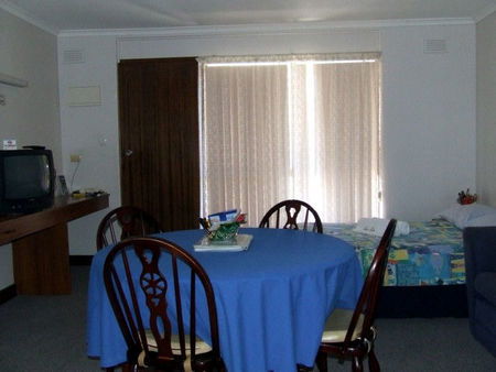 Beachport Motor Inn - Accommodation Sydney 1