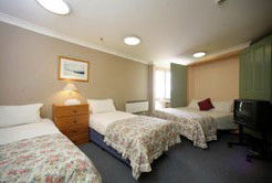 Man From Snowy River Hotel - Accommodation Sydney 2