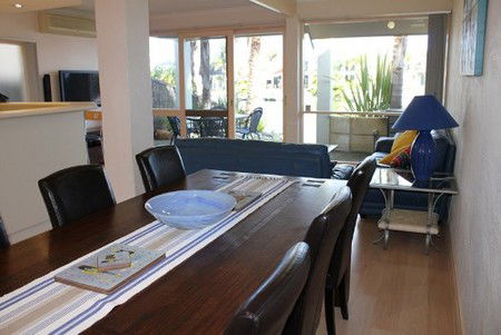 Marina Palms - Accommodation Sydney 4