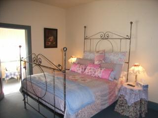 All Saints And Sinners Colonial B&B - Accommodation Sydney 2