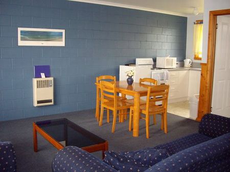 Castaway Holiday Apartments - Accommodation Sydney 2