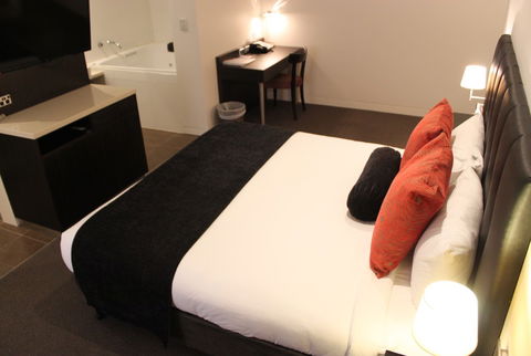 Wyndham The Outram Hotel Perth - Sydney 4u 3