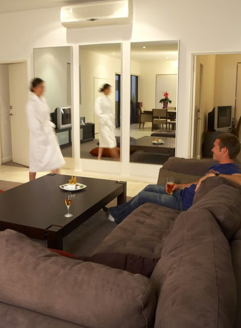Wyndham The Outram Hotel Perth - Sydney 4u 5