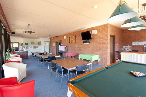 Statesman Motor Inn - Sydney 4u 3