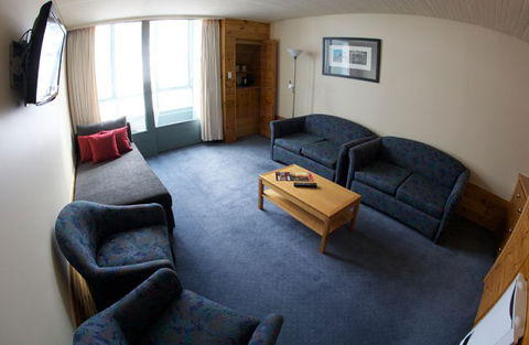 Perisher Valley Hotel - Accommodation Sydney 2