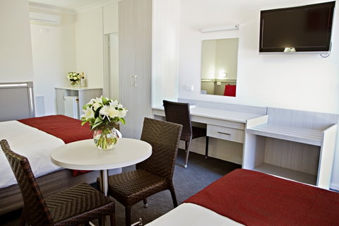 Governor Macquarie Motor Inn - Accommodation Sydney 5