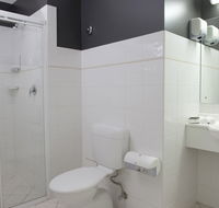 Adelaide Riviera Hotel - Sydney 4u
