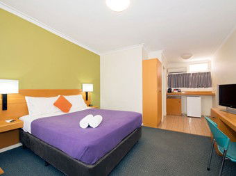Ibis Styles Geraldton - Sydney 4u 1
