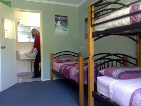 Winnamatta Guest House - Accommodation Sydney 4