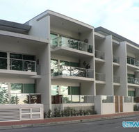 Unwind at 5 Breeze Victor Harbor - Sydney 4u
