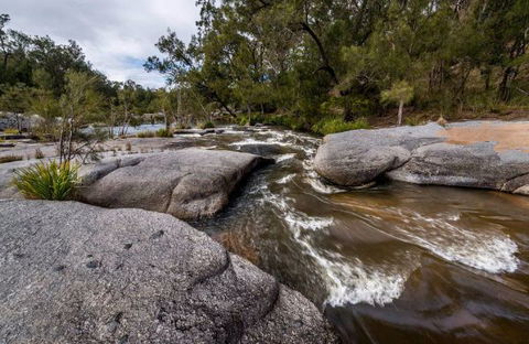 Wallaroo Rock Camp At Wallaroo Conservation Park - Sydney 4u 0