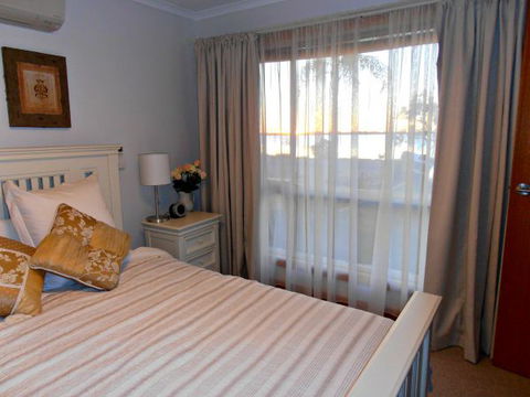 17 QED Lakehouse - Accommodation Sydney 3