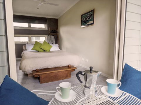 Alice's Palace Ocean Grove - Sydney 4u 5