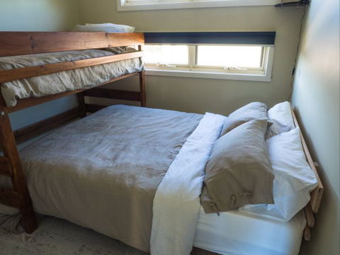 Alice's Palace Ocean Grove - Sydney 4u 7