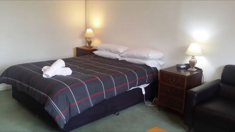 Cape Jervis Accommodation And Caravan Park - Sydney 4u 5