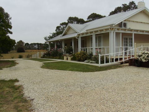 Daisyburn Homestead - Sydney 4u 2