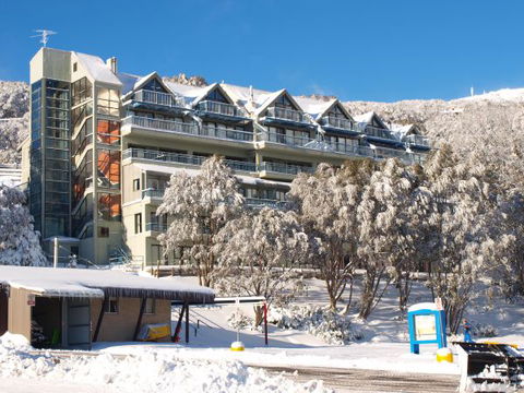 Falls Creek Country Club - Sydney 4u 0