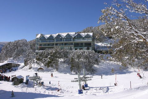 Falls Creek Country Club - Sydney 4u 1