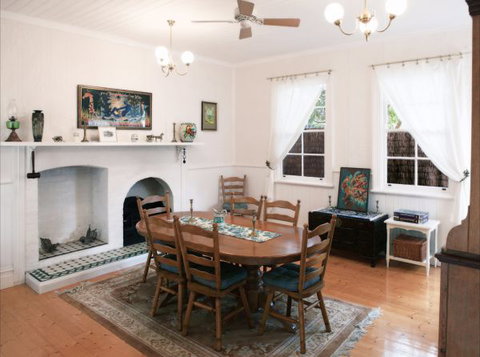 Fairbank House - Accommodation Sydney 5