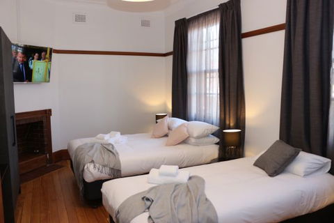 Guildford Hotel - Accommodation Sydney 1