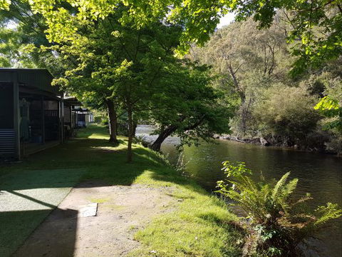 Jamieson Caravan Park - Sydney 4u 3