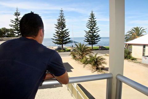 Karen's Cabins And Apartments - Accommodation Sydney 1