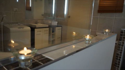 La Solana Holiday Apartments  - Mackay - Sydney 4u 4