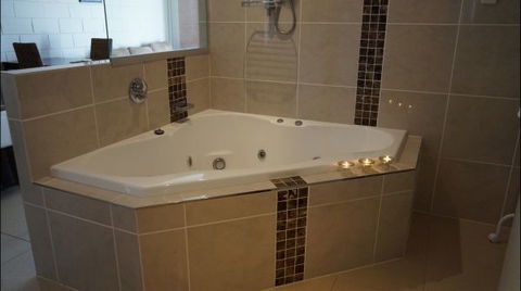 La Solana Holiday Apartments  - Mackay - Sydney 4u 8