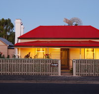 Shurdingtons Cottage - Accommodation Sydney