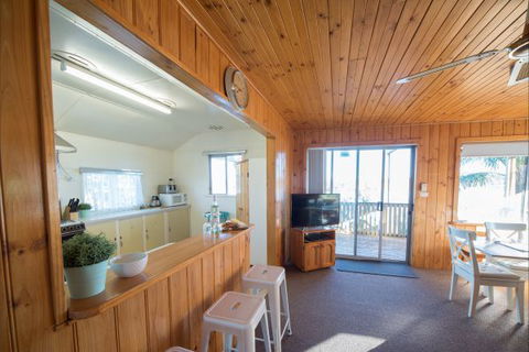 Mundic Waterfront Cottages - Accommodation Sydney 4
