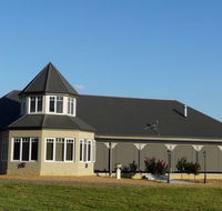 Paringa Grove Homestead - Accommodation Sydney