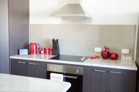RED FIN Part Of BLUE FIN HOLIDAY HOMES - Sydney 4u 9