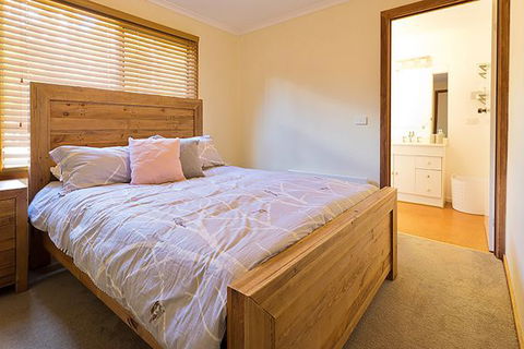 Snow Valley Lodge - Accommodation Sydney 1