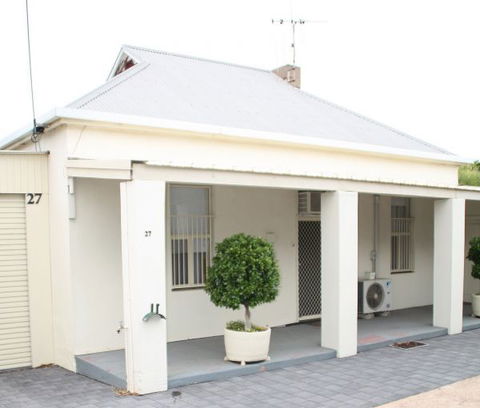 Squatters Cottage - Accommodation Sydney 0