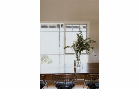 The Farm House At Blue Wren Wines - Sydney 4u 1