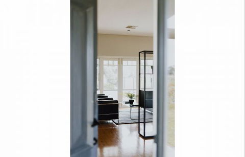 The Farm House At Blue Wren Wines - Sydney 4u 4