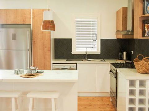 The Milton Bungalow - Sydney 4u 5