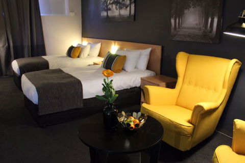 The Oriana, Orange - Sydney 4u 1