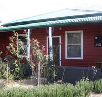 The Red House - Sydney 4u