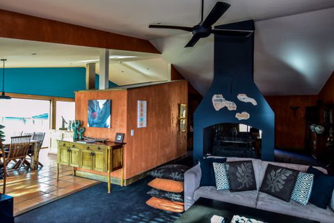 The Point Jindabyne - Sydney 4u 5