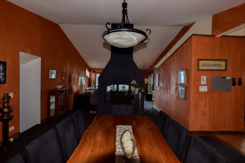 The Point Jindabyne - Sydney 4u 6